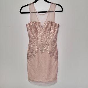 BCBGMaxazria | Dusty Pink Abigail Paisley Sequined Cocktail Dress Size 2